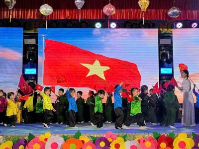 TRƯỜNG MẦM NON ĐẠI HÒA TỔ CHỨC ĐÊM VĂN NGHỆ “RẠNG RỠ VIỆT NAM” MỪNG KỶ NIỆM 121 NĂM  SINH NHẬT BÁC 19-5-2026 – ảnh 4