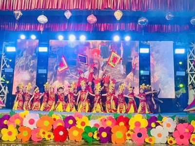 TRƯỜNG MẦM NON ĐẠI HÒA TỔ CHỨC ĐÊM VĂN NGHỆ “RẠNG RỠ VIỆT NAM” MỪNG KỶ NIỆM 121 NĂM  SINH NHẬT BÁC 19-5-2026 – ảnh 12