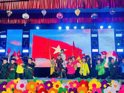 TRƯỜNG MẦM NON ĐẠI HÒA TỔ CHỨC ĐÊM VĂN NGHỆ “RẠNG RỠ VIỆT NAM” MỪNG KỶ NIỆM 121 NĂM  SINH NHẬT BÁC 19-5-2026 – ảnh 9
