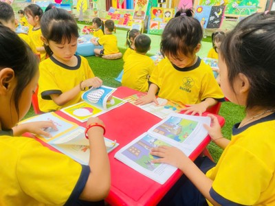 Ảnh_Ngày hội Sách với chủ đề “Văn hóa đọc mở ra chân trời tri thức” – ảnh 1