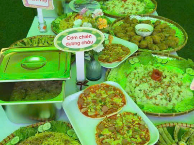 Chùm ảnh_ Tiệc liên hoan cuối năm – ảnh 2