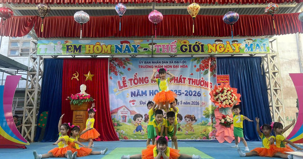 ẢNH_LỄ TỔNG KẾT- KHEN THƯỞNG, NĂM HỌC 2025-2026 - Ảnh 8