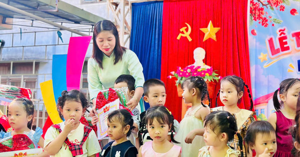 ẢNH_LỄ TỔNG KẾT- KHEN THƯỞNG, NĂM HỌC 2025-2026 - Ảnh 22