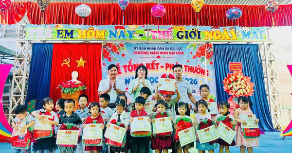 ẢNH_LỄ TỔNG KẾT- KHEN THƯỞNG, NĂM HỌC 2025-2026 - Ảnh 12