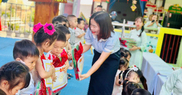 ẢNH_LỄ TỔNG KẾT- KHEN THƯỞNG, NĂM HỌC 2025-2026 - Ảnh 23