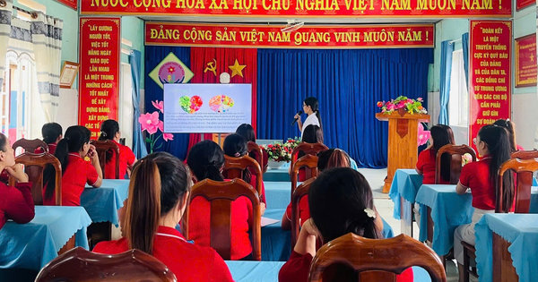 Chùm ảnh tập huấn vệ sinh an toàn thực phẩm tại trường MN Đại Hòa - Ảnh 2