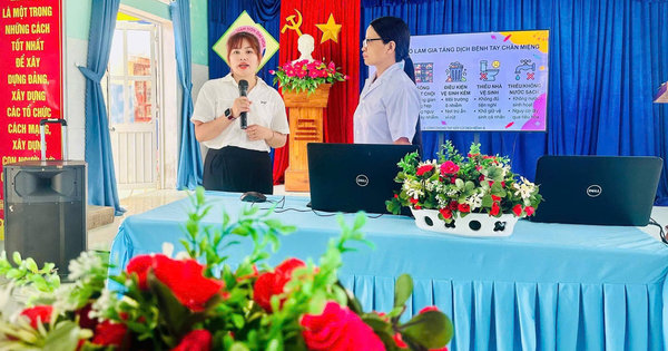 Chùm ảnh Tập huấn phòng chống bệnh tay chân miệng tại trường MN Đại Hòa - Ảnh 3
