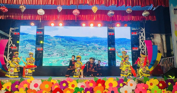 TRƯỜNG MẦM NON ĐẠI HÒA TỔ CHỨC ĐÊM VĂN NGHỆ “RẠNG RỠ VIỆT NAM” MỪNG KỶ NIỆM 121 NĂM  SINH NHẬT BÁC 19-5-2026 - Ảnh 2
