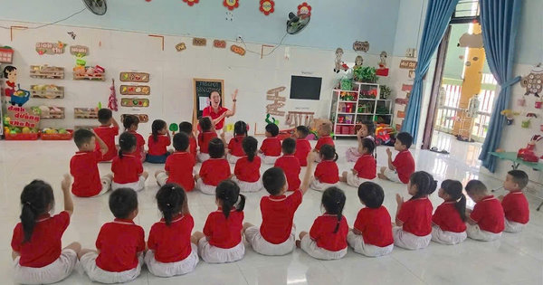 Ảnh bài viết: LỚP LỚN 3- TRÒ CHƠI TOÁN HỌC- BÀN CỜ RUBIC