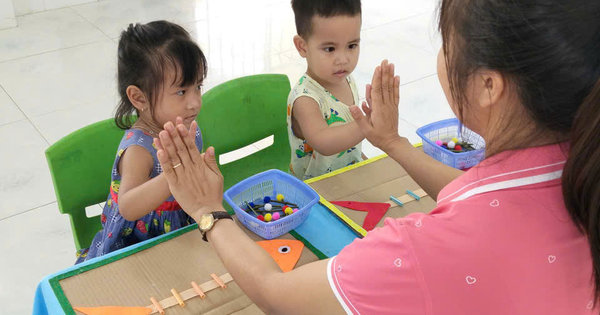 Ảnh bài viết: LỚP NHÀ TRẺ 1_HOẠT ĐỘNG VỚI ĐỒ VẬT GHÉP TƯƠNG ỨNG