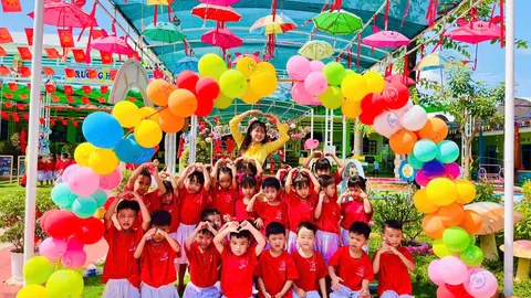 LỚP LỚN 1- CHÀO ĐÓN CÁC THIÊN THẦN NHỎ BƯỚC VÀO NĂM HỌC MỚI