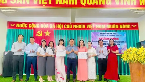 GIAO LƯU KẾT NGHĨA – KẾT NỐI YÊU THƯƠNG TRƯỜNG MẦM NON ĐẠI HÒA– TRƯỜNG MẪU GIÁO HOA MAI 