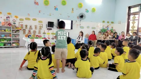 HOẠT ĐỘNG HỌC KIẾN TẬP- LÀM QUEN CHỮ CÁI U-Ư TẠI LỚP LỚN 1