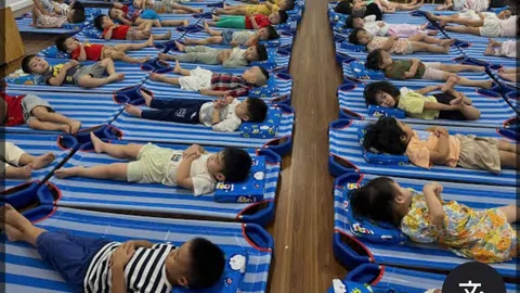 Giấc ngủ trưa tại trường 