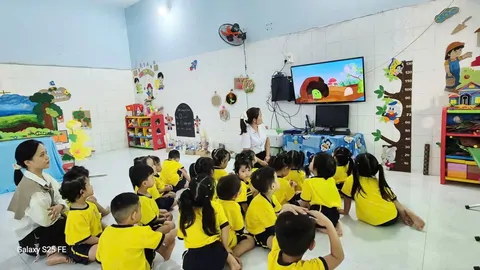 LỚP BÉ 2_HOẠT ĐỘNG LÀM QUEN VĂN HỌC- CHUYỆN CHÚ ĐỖ CON
