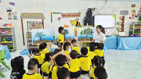LỚP BÉ 1_HOẠT ĐỘNG TẠO HÌNH NHỮNG CÂY XANH NGỘ NGHĨNH