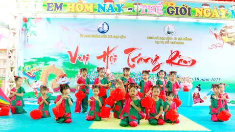 HOẠT ĐỘNG TRẢI NGHIỆM “VUI HỘI TRĂNG RẰM”